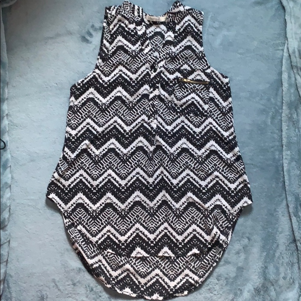 Women’s small Liberty Love shirt